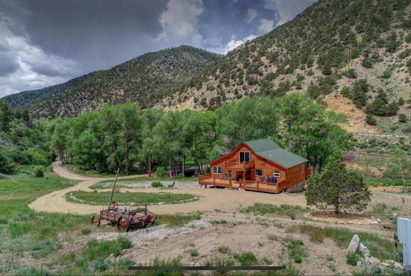 Poncha Creek Mountain Lodge, Near Monarch Mtn Салида Экстерьер фото